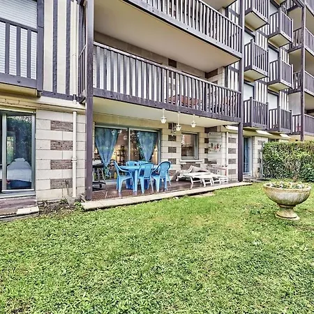 Charming 2br Private Garden, 5mintobeach Appartement *