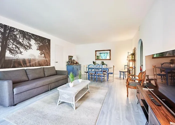 Charming 2br Private Garden, 5mintobeach Deauville