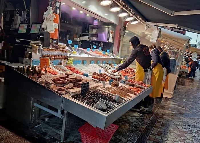 Charming 2br Private Garden, 5mintobeach Appartement *