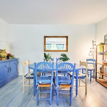 Charming 2br Private Garden, 5mintobeach