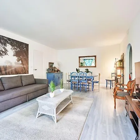 Charming 2br Private Garden, 5mintobeach Deauville