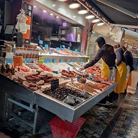 Charming 2br Private Garden, 5mintobeach Appartement *