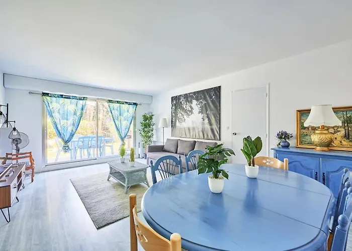 Lägenhet Charming 2br Private Garden, 5mintobeach